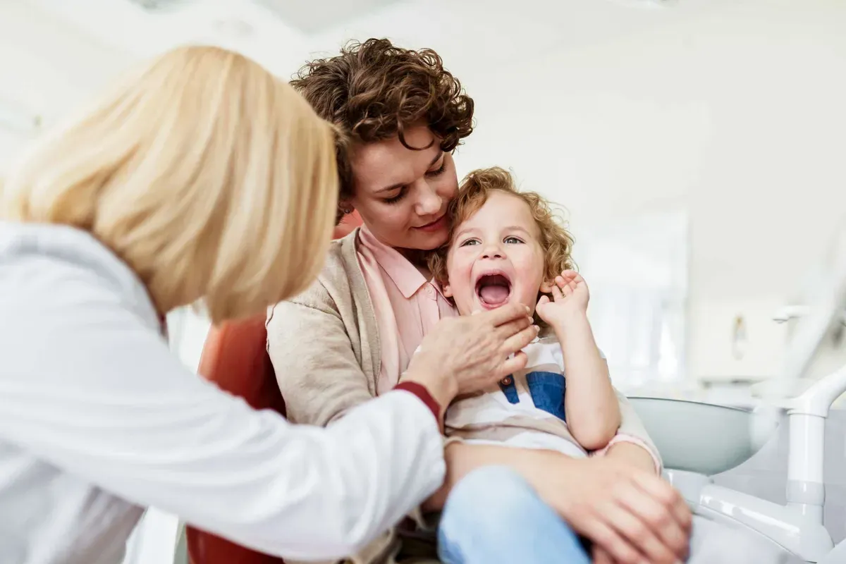 Pregled Djeteta Oralna Kirurgija
